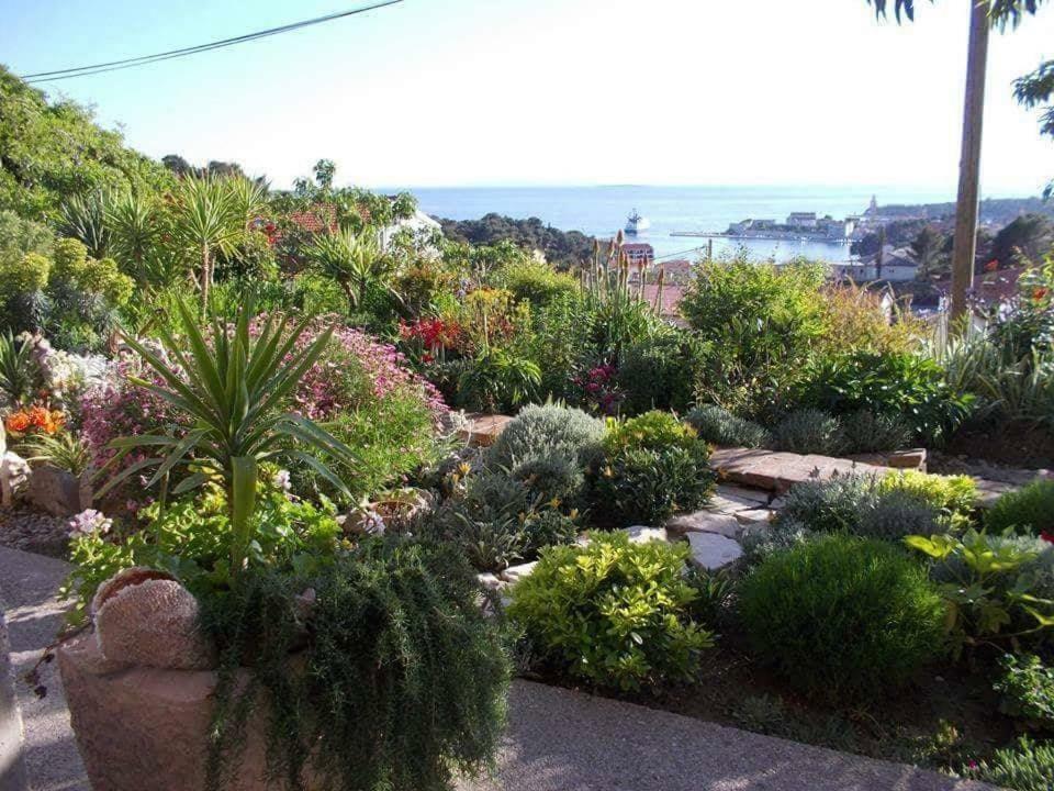 Apartment Aria Banjol Kültér fotó