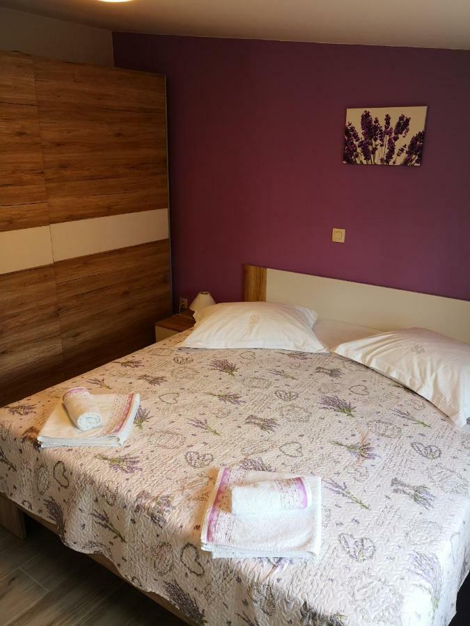 Apartment Aria Banjol Kültér fotó
