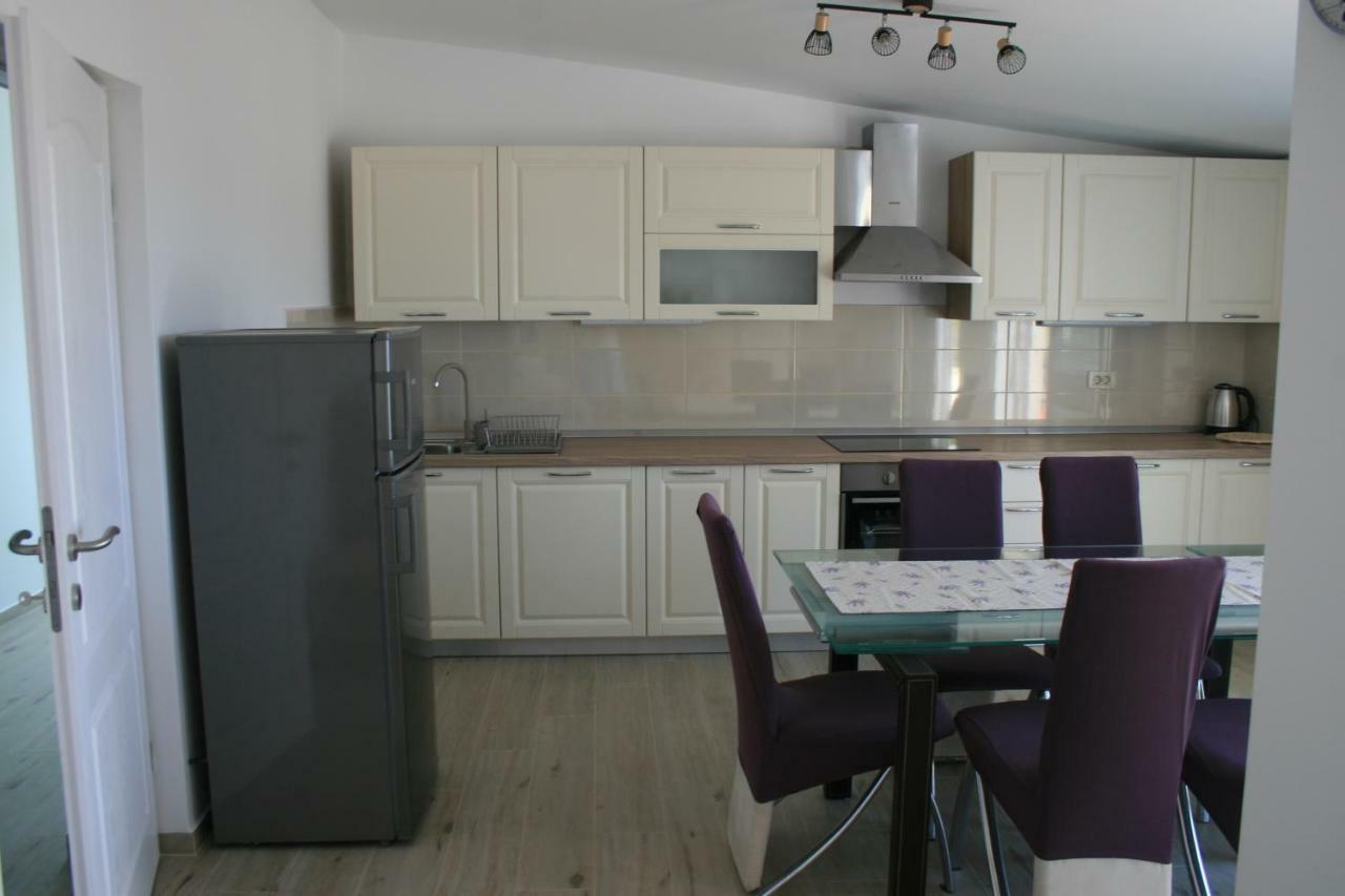 Apartment Aria Banjol Kültér fotó